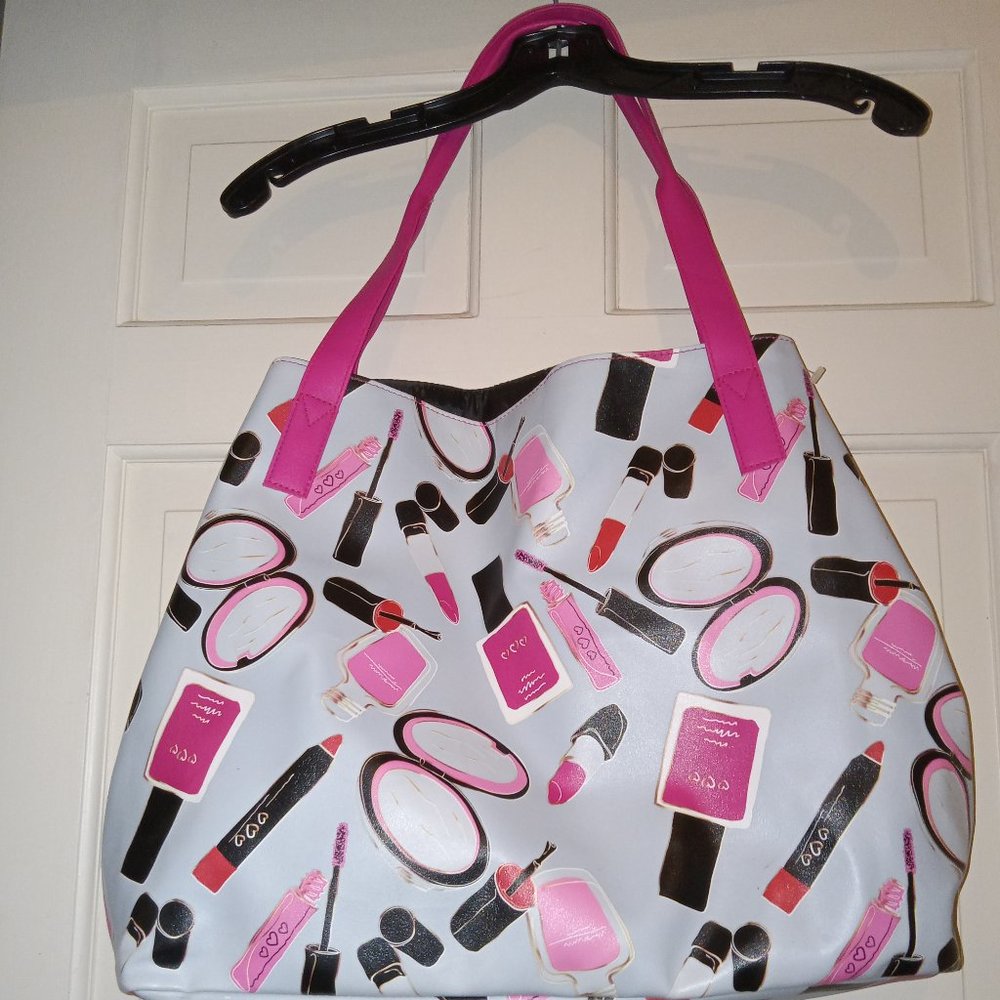 Marvelous Makeup XL tote bag, Brand New, lipsticks, blush shoulder bag